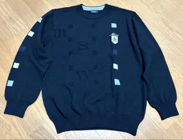 [ 새상품급 ] 먼싱웨어 긴팔 니트 블랙 모 100% M 사이즈