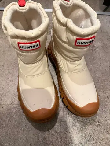 HUNTER 화이트 스노우 부츠
