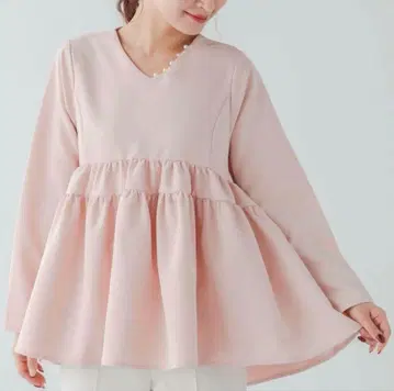 [ 택 포함 미사용 새상품 ] fitmore v넥 펄 페플럼 블라우스