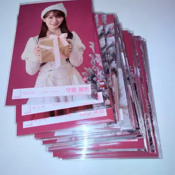 사쿠라자카46 2025년 산타 의상 68장 세트