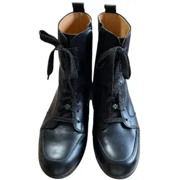 블랙 가죽 숏부츠