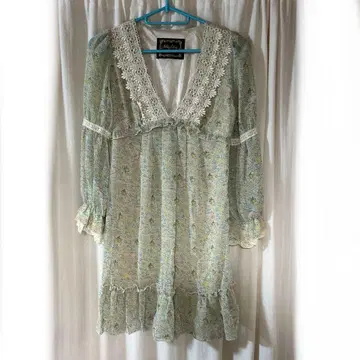 로지타 ROJITA 미니 꽃무늬 쉬폰 원피스