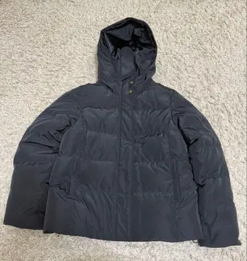 GU 다운 자켓 블랙 후드 부착