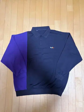 FedEx 카라 부착 스웨트 셔츠