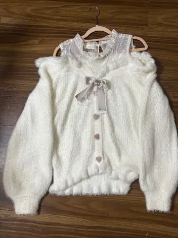 리즈리사 레이어드 스타일 어깨 트임 니트 LIZLISA