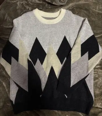 패턴 니트 두꺼운