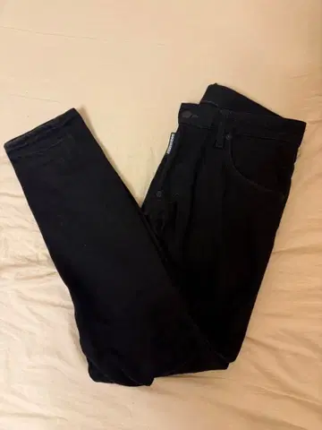 DSQUARED2 스키니 데님