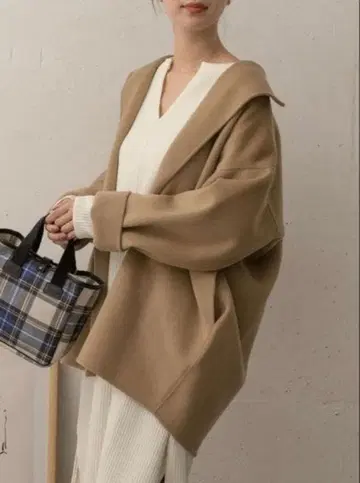 택 포함 새상품 어반 리서치 도어스 미들 코쿤 가운 코트 베이지