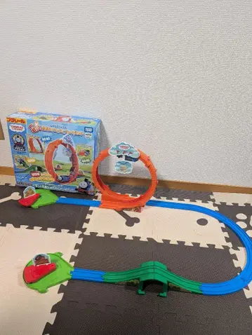 빙글빙글 뒤집기 GO GO 토마스 레일 세트