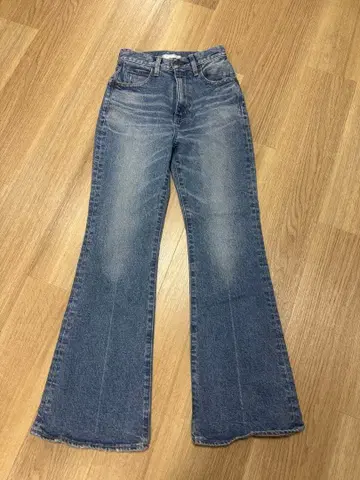 MOUSSY MVS FLARE 24 MVS 플레어