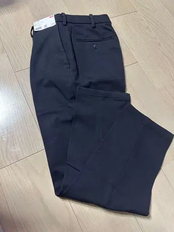 유니클로 웜 스마트 팬츠 기장 짧음 W82 인심 71