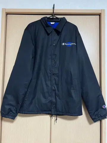 Champion 블랙 자켓 안쪽 보아 플리스