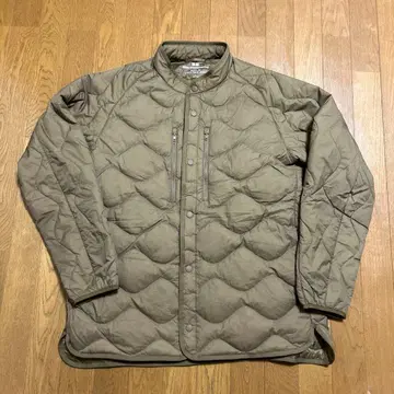 유니클로 리사이클 하이브리드 다운 자켓 XL