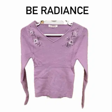 BE RADIANCE 핑크 자수 스웨터 사이즈 F