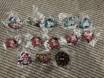 원피스 핀 배지 컬렉션 새상품 미개봉 BASE SHOP 한정판