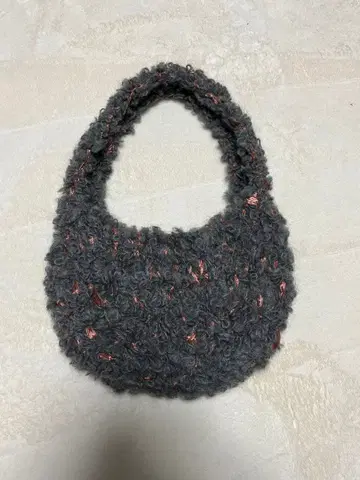 [ 미사용 새상품 ] OUAT PABLO MICRO BAG 그레이