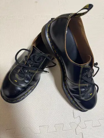 닥터 마틴 블랙 컬러 단화