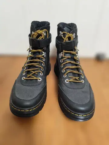 [ 기간 한정 가격 인하 중 ] Dr.Martens 롱 부츠