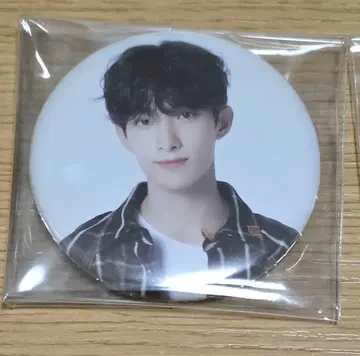SEVENTEEN Cafe 2022 winter 도겸 캔뱃지