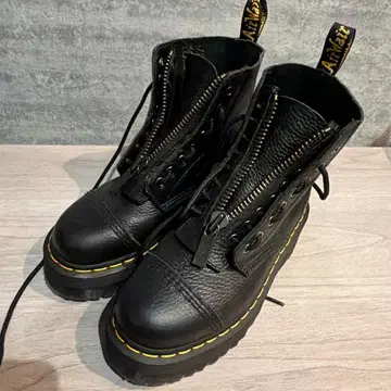 닥터마틴 블랙 부츠