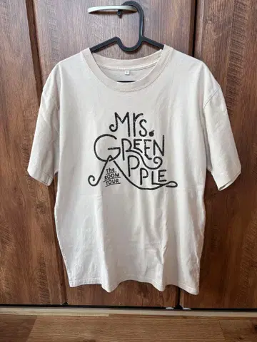 Mrs. GREEN APPLE 라이브 셔츠