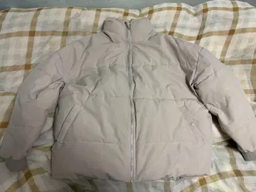 다운 자켓 (두 벌 구매 2000 off)