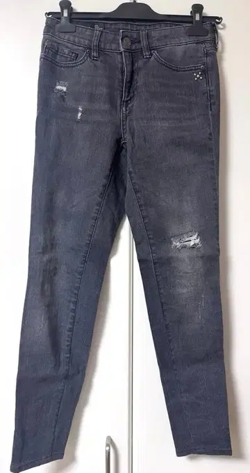 아르마니 익스체인지 데미지 슈퍼 스키니