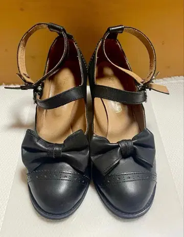 제인 마플 스트랩 리본 펌프스 블랙 L Jane Marple