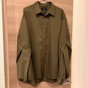 HARE 올리브 빅 실루엣 볼륨 소매 셔츠 FREE 사이즈