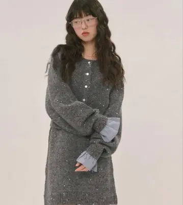 Loin nuit 로완뉴이 스팽글 니트 셋업