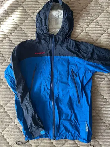 MAMMUT 마무트 윈드 브레이커 S