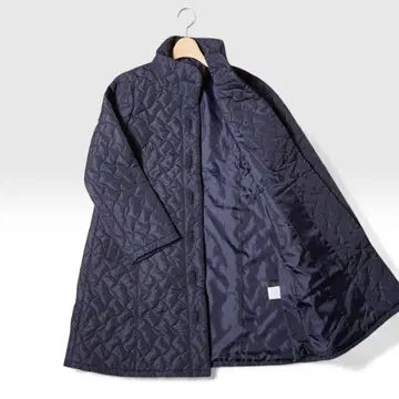J431@ AZZURRI 퀼팅 스탠드 카라 코트 네이비