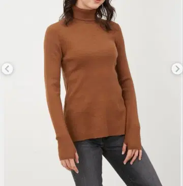 미라 오웬 브라운 리브 터틀넥 니트 긴팔 유니클로 카멜