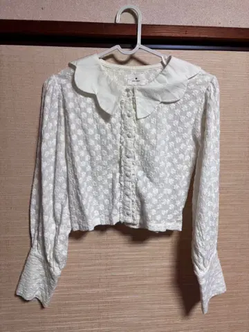 merry jenny 꽃무늬 크롭 셔츠