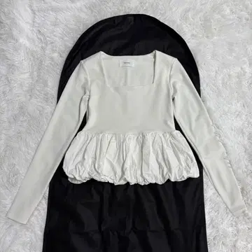 Narcissue 나르시스 스퀘어 벌룬 T셔츠