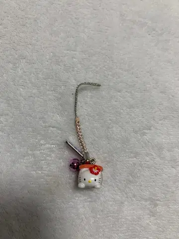 지역 한정 키티 괌 사이판 한정 스시 디자인 스트랩 끈 장식 레어