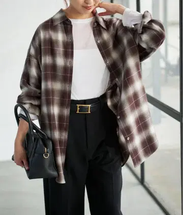 메탈 버튼 옴브레 체크 루즈 셔츠