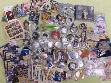 애니메이션 캐릭터 굿즈 카드 캔뱃지 일괄 판매 2