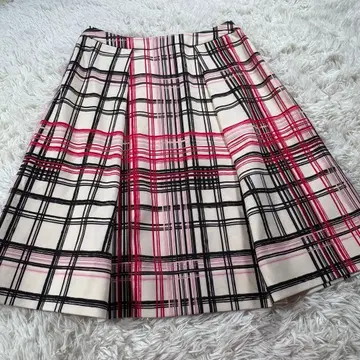 투 비 시크 체크 무늬 스커트 빅 사이즈 44