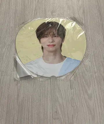 TWS 24/7:WITH:US' IN JAPAN 부채 신유