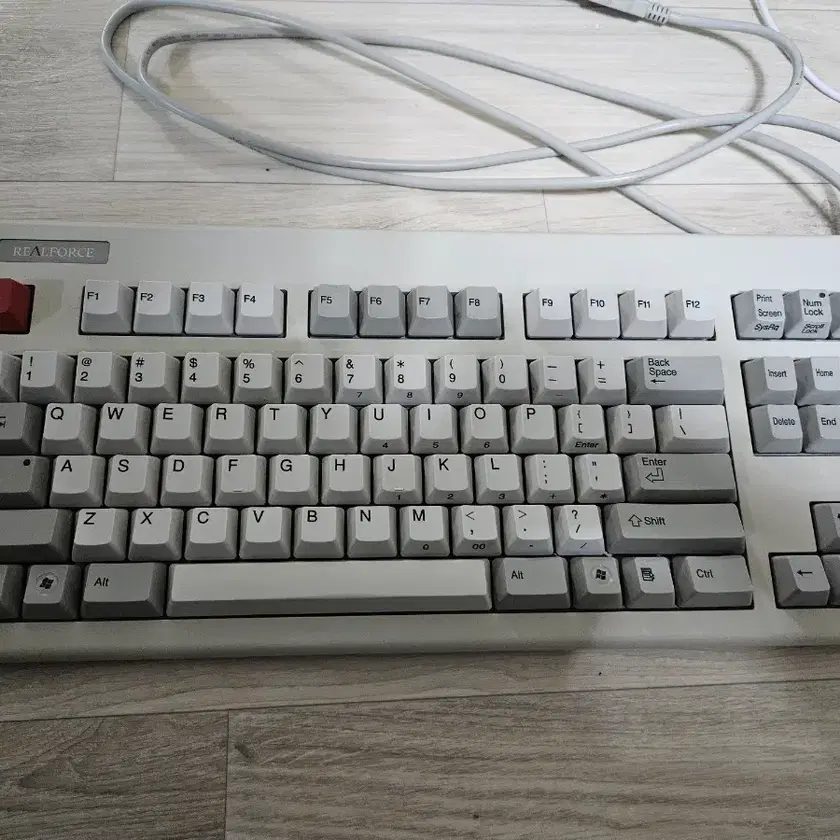 Realforce 87u Topre Capacitive Keyboard on Bunjang Global Site.