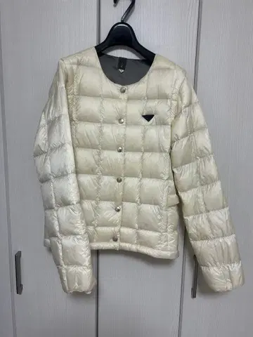 TAION EXTRA 아이보리 다운 자켓 L