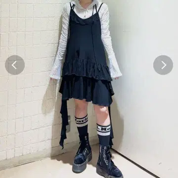 jouetie 드레이프 프릴 컷 원피스 블랙