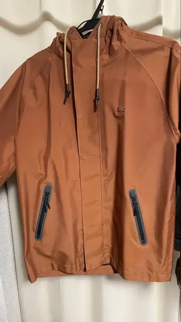 Lacoste 브라운 마운틴 후드티