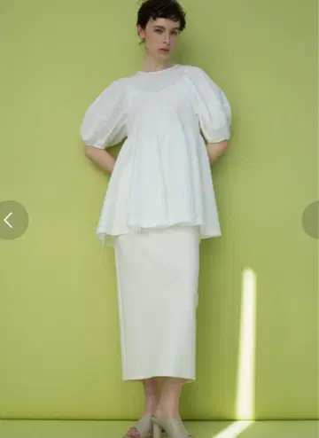 FRAY I.D 프레이 아이디 화이트 타이트 스커트 새상품급