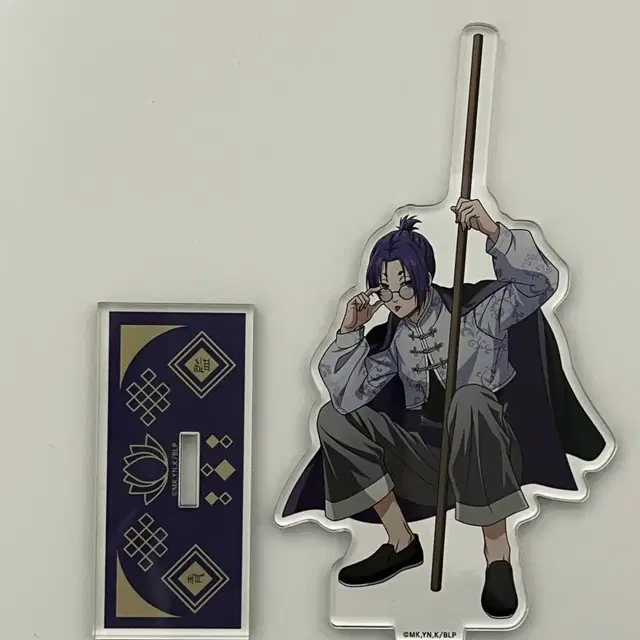 블루록 레오 차이나 아크릴 스탠드