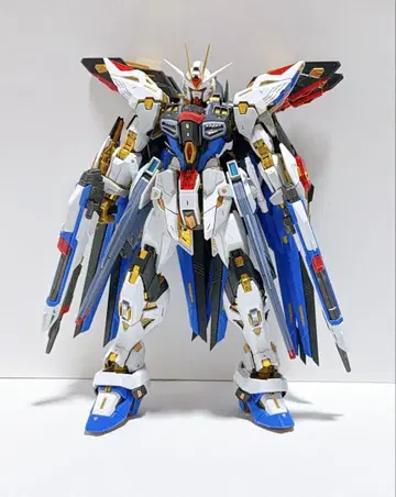 MGEX 스트라이크 프리덤 건담 기본 조립