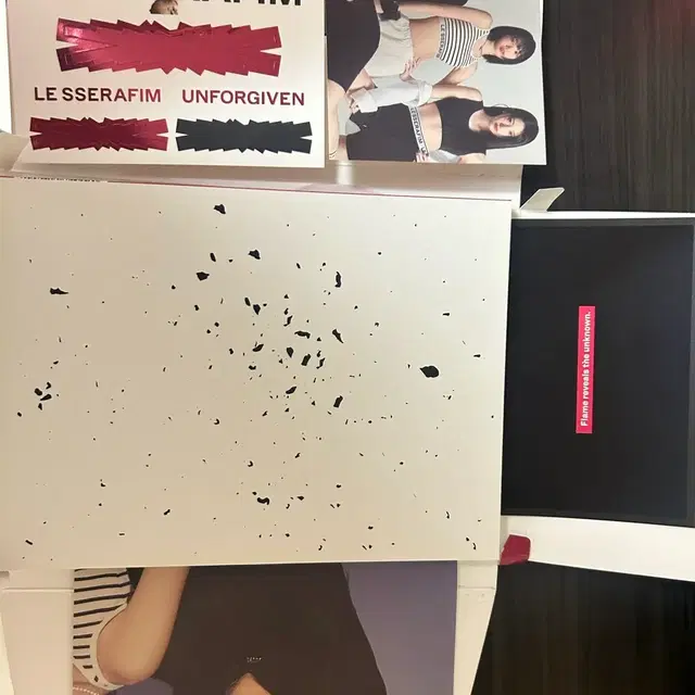 르세라핌 개봉 앨범