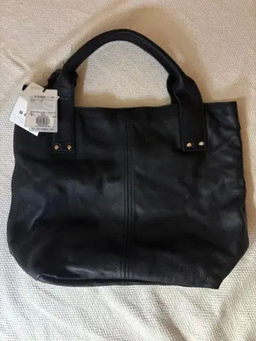 택 포함 새상품 PLST 플라스테 띠어리 소가죽 블랙 숄더 토트 백