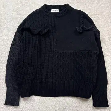 MACHATT 마차트 패치워크 프릴 니트 블랙